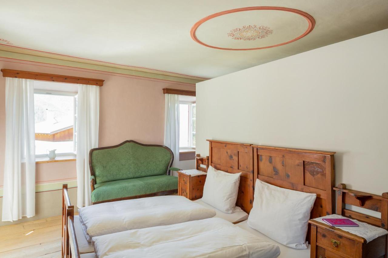 Zum Riesen Historic Refugium Hotel Laces Exterior photo